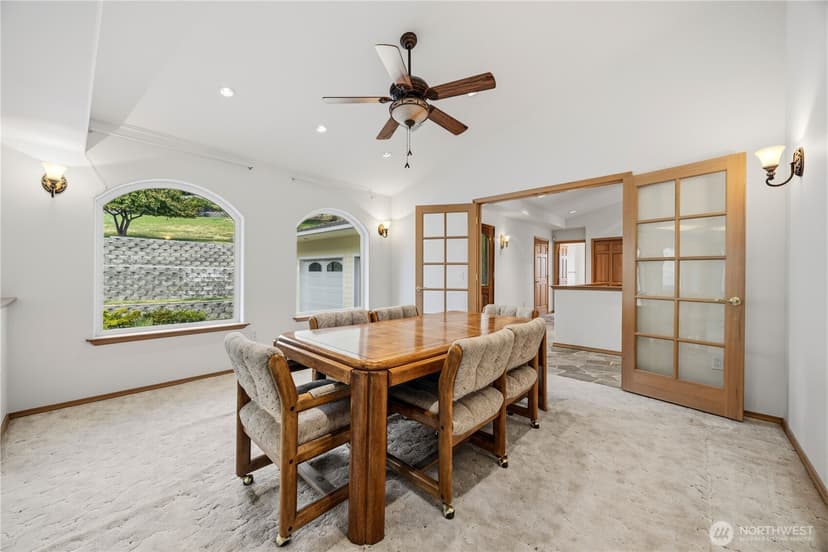 Property photo for 3035 Lakeshore Drive, Manson photo 8