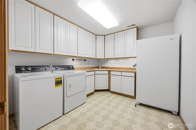 Property photo for 3035 Lakeshore Drive, Manson photo 29