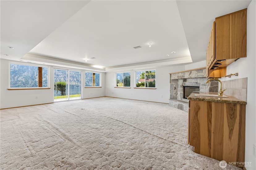 Property photo for 3035 Lakeshore Drive, Manson photo 33