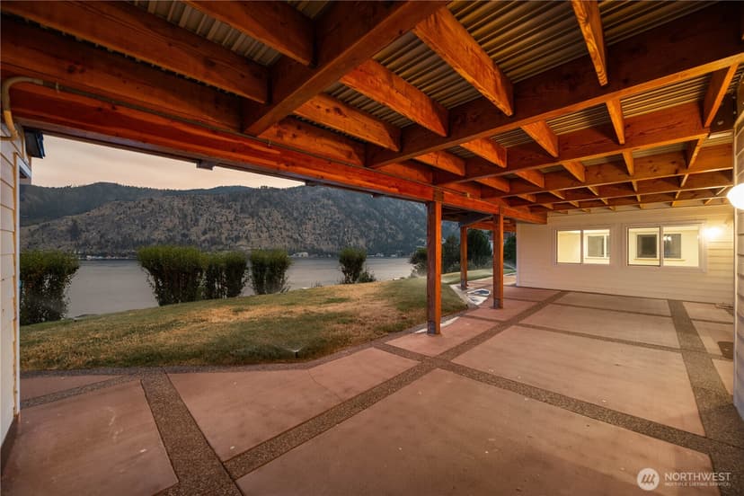 Property photo for 3035 Lakeshore Drive, Manson photo 31