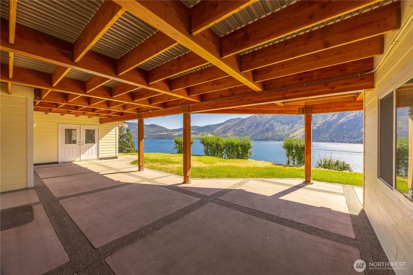 Property photo for 3035 Lakeshore Drive, Manson photo 30