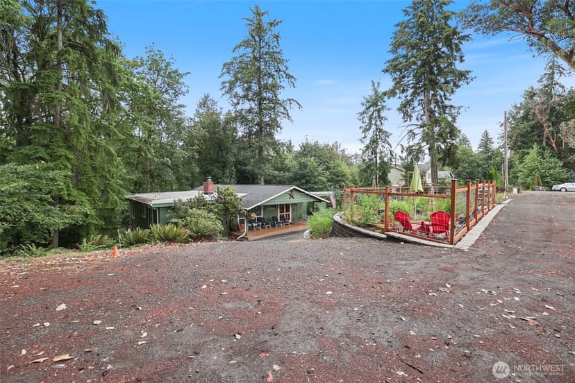 Property photo for 3929 Faith Place NW, Bremerton photo 4