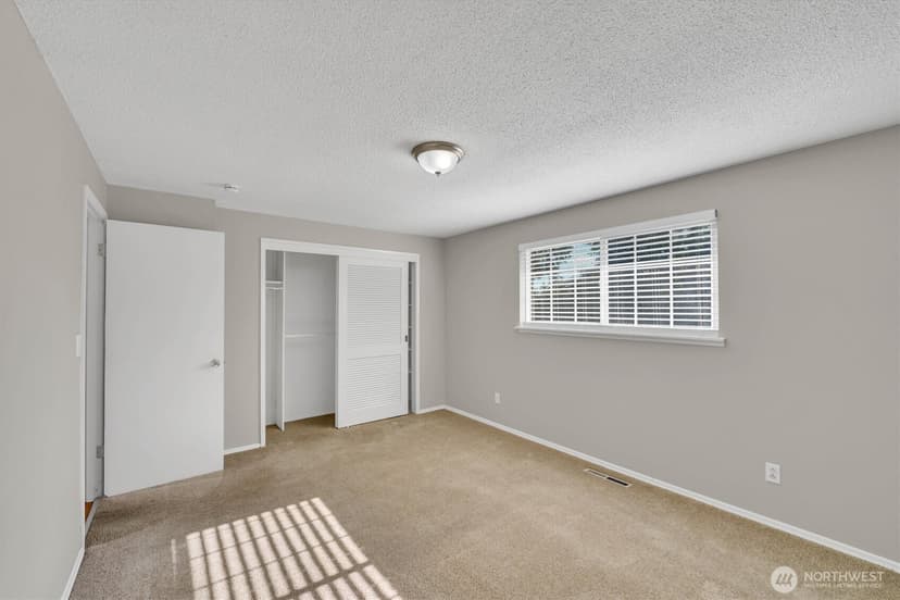 Property photo for 10207 64th Avenue Ct E, Puyallup photo 13