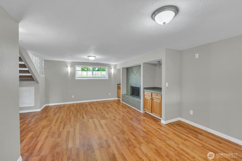 Property photo for 10207 64th Avenue Ct E, Puyallup photo 24