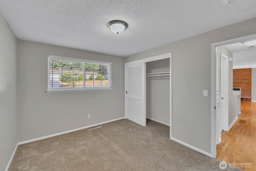 Property photo for 10207 64th Avenue Ct E, Puyallup photo 17