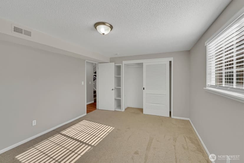 Property photo for 10207 64th Avenue Ct E, Puyallup photo 31
