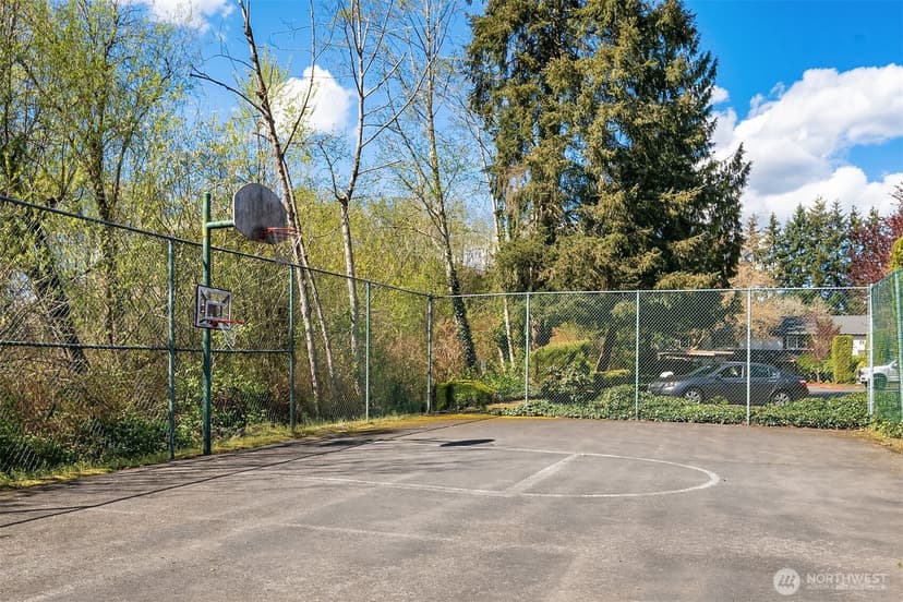 Property photo for 15600 116th Avenue NE #O3, Bothell photo 28