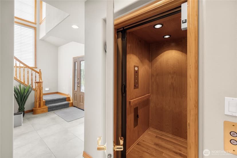 Property photo for 6226 Hinman Drive, Clinton photo 7