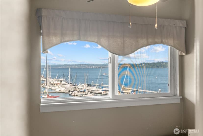 Property photo for 334 Lakeside Avenue S #406, Seattle photo 17