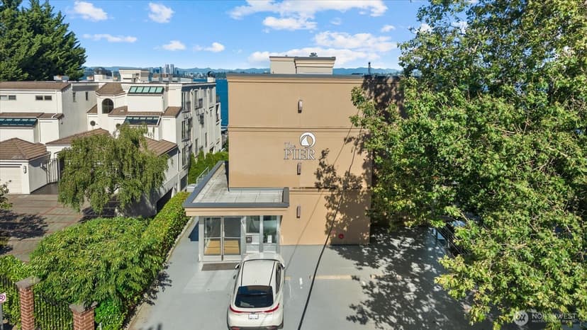 Property photo for 334 Lakeside Avenue S #406, Seattle photo 33