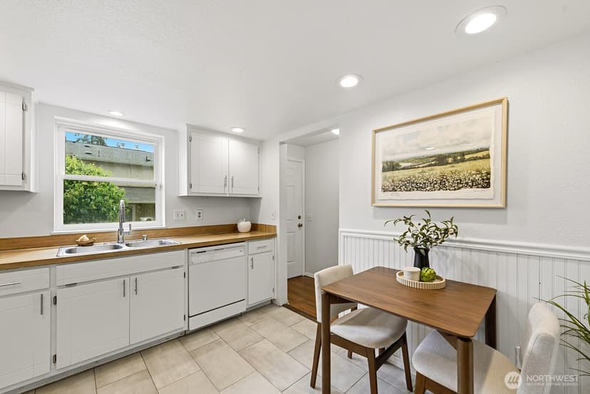 Property photo for 18524 52nd Avenue W #A3, Lynnwood photo 12