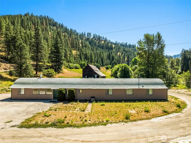 Property photo for 10547 Merry Canyon Road, Leavenworth photo 2