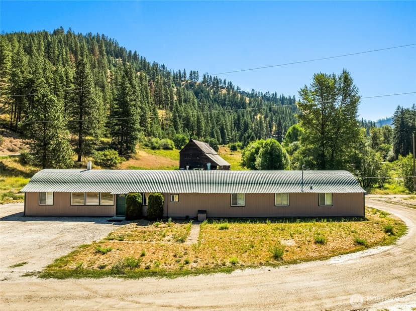 Property photo for 10547 Merry Canyon Road, Leavenworth photo 2