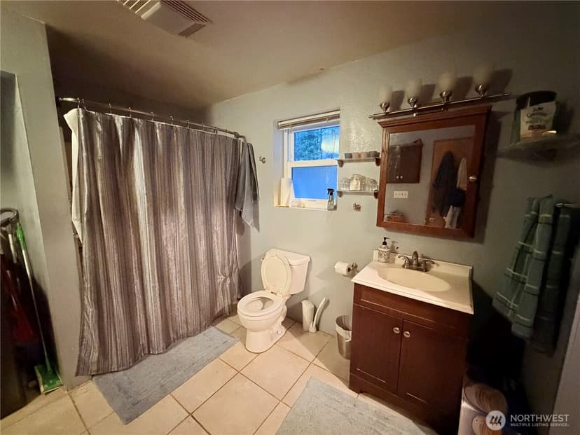 Property photo for 5040 SW Lake Helena Road, Port Orchard photo 12
