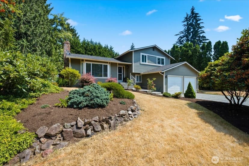 Property photo for 10901 29th Drive SE, Everett