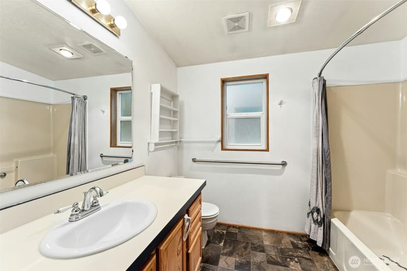 Property photo for 16206 59th Avenue SE, Snohomish photo 15