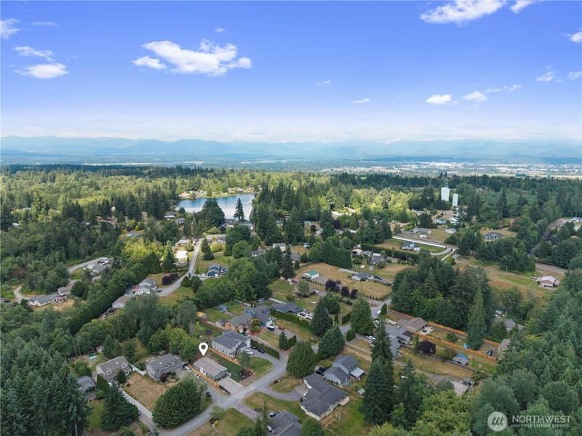 Property photo for 1911 147th Street NW, Marysville photo 36