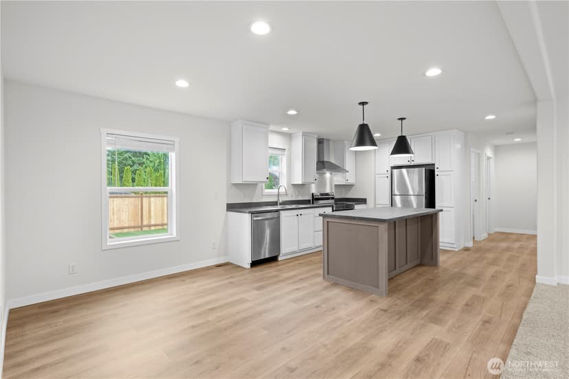 Property photo for 1911 147th Street NW, Marysville photo 6
