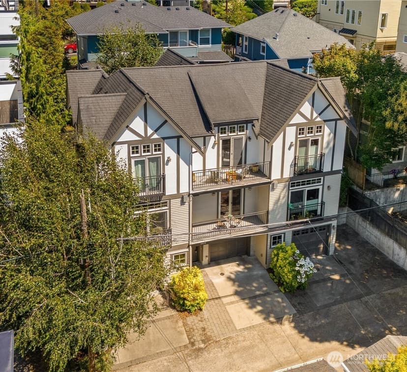 Property photo for 1917 8th Avenue W #B, Seattle