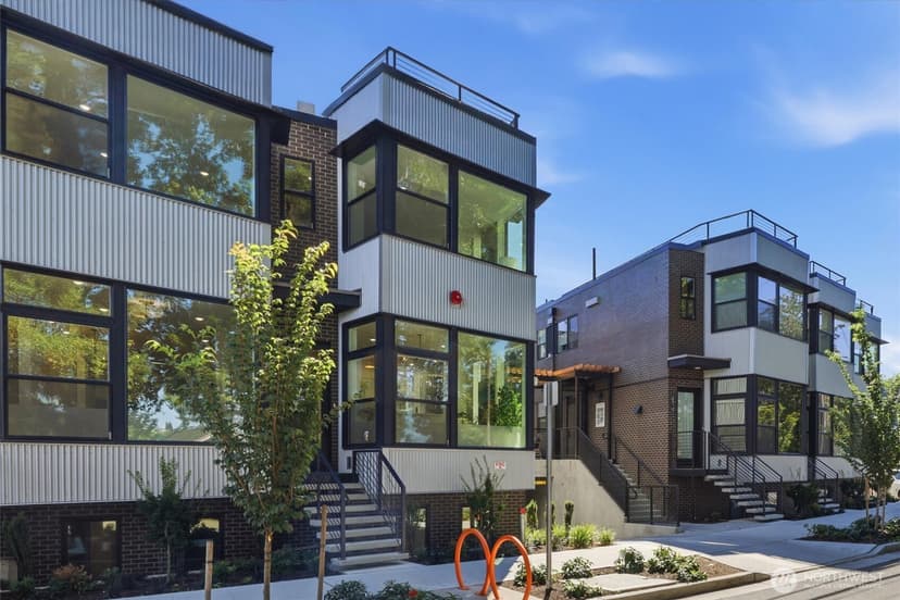 Property photo for 2020 Fairview Avenue E #A, Seattle photo 3