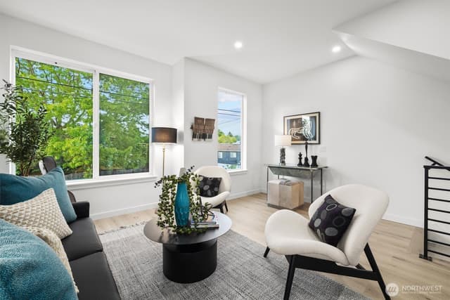 Property photo for 6602 Carleton Avenue S #B, Seattle photo 5