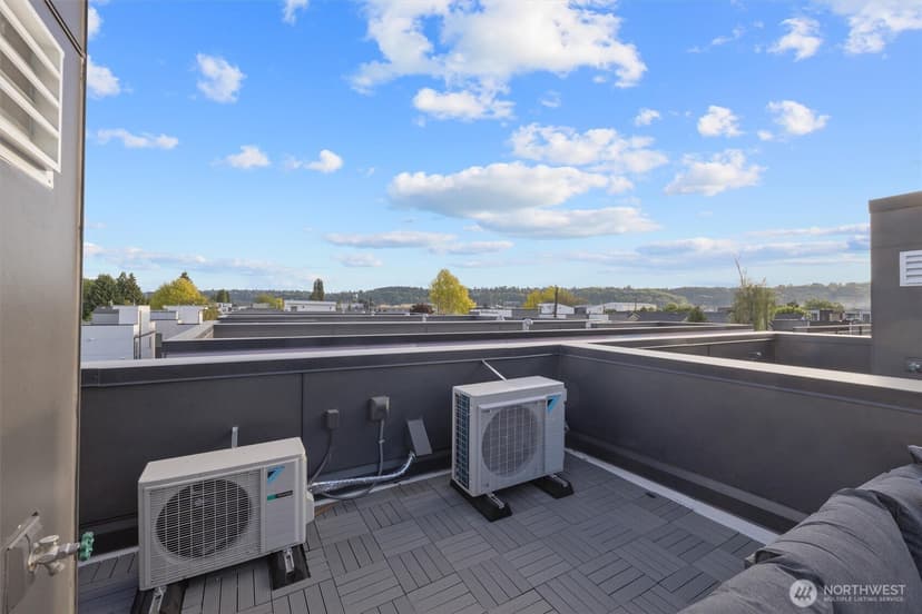 Property photo for 6602 Carleton Avenue S #B, Seattle photo 26