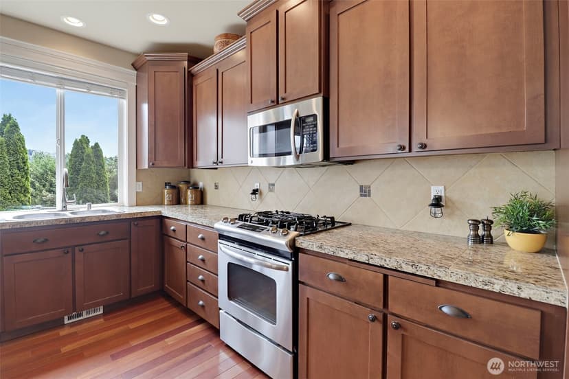 Property photo for 12129 178th Avenue E, Bonney Lake photo 10