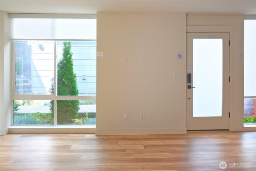 Property photo for 1916 18th Avenue S #B, Seattle photo 8