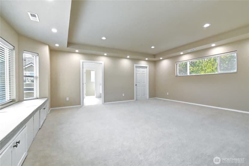 Property photo for 18947 NE 68th Street, Redmond photo 25