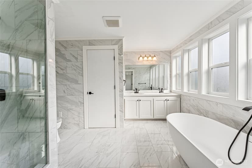 Property photo for 6201 53rd Street Ct W, University Place photo 24