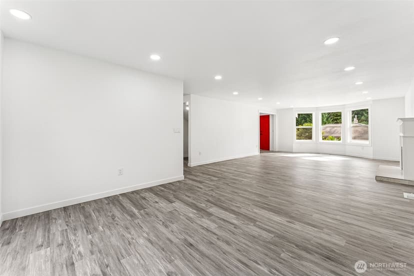 Property photo for 6201 53rd Street Ct W, University Place photo 11