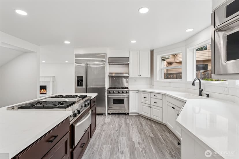 Property photo for 6201 53rd Street Ct W, University Place photo 13