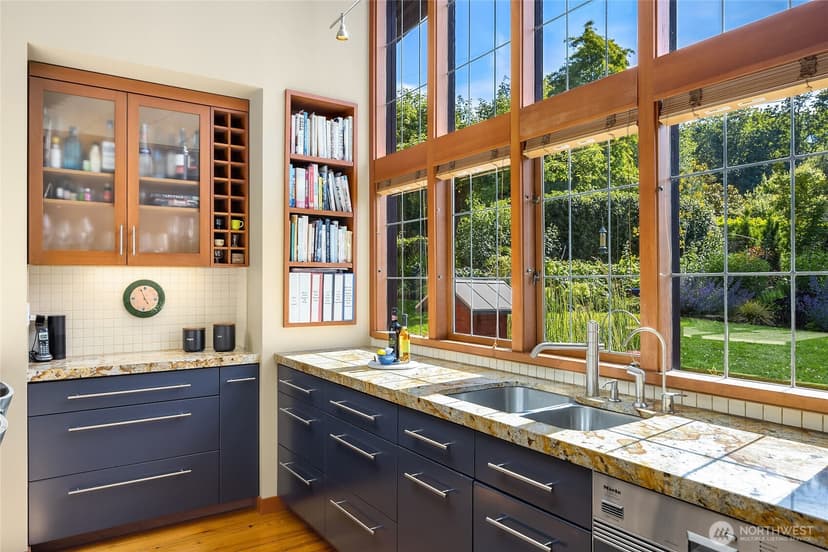 Property photo for 6017 Rose Loop NE, Bainbridge Island photo 18