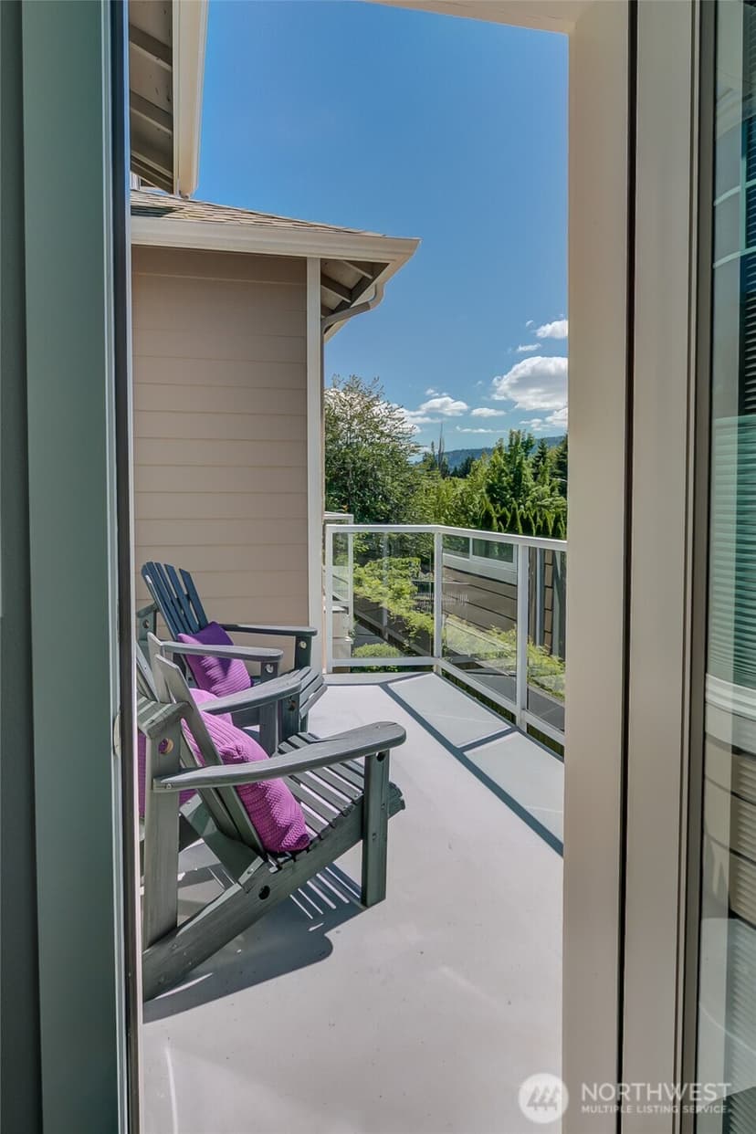 Property photo for 3500 E Lake Sammamish Parkway SE #2-105, Sammamish photo 16