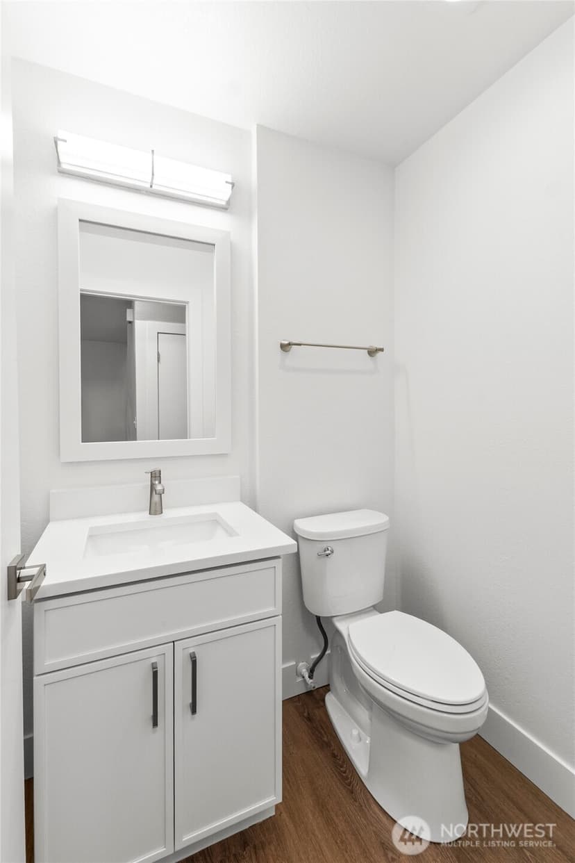 Property photo for 3423 W Government Way #8, Seattle photo 13