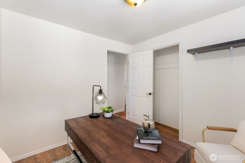 Property photo for 20605 12th Place S, SeaTac photo 24