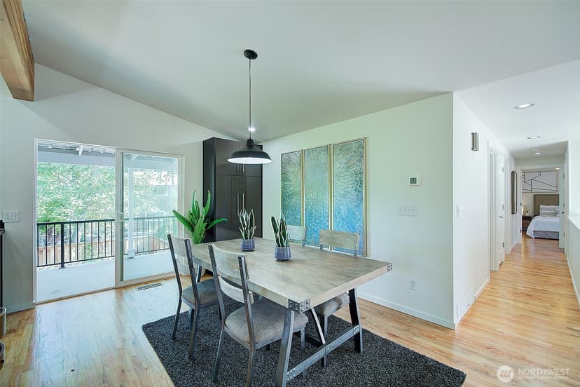 Property photo for 322 NW 200th Street, Shoreline photo 14