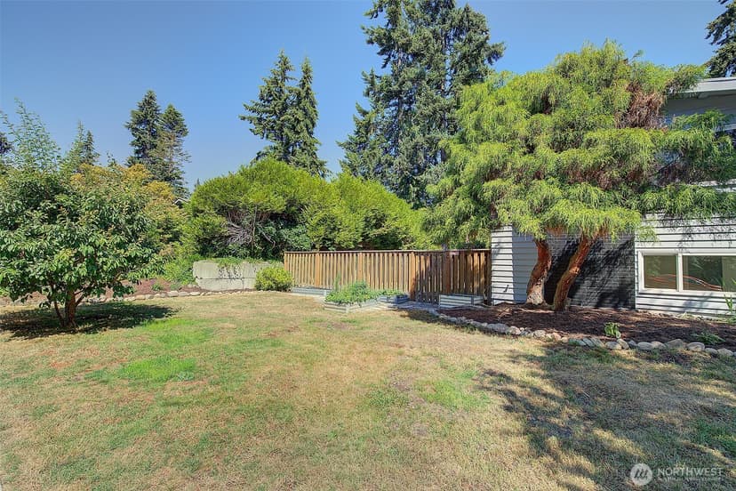 Property photo for 322 NW 200th Street, Shoreline photo 36