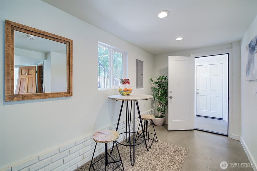 Property photo for 322 NW 200th Street, Shoreline photo 34