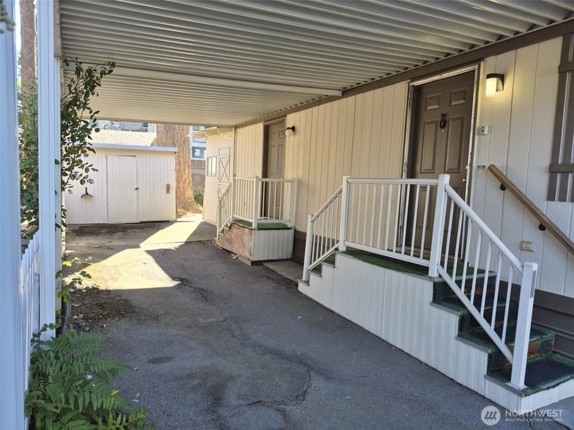 Property photo for 7301 NE 175th Street #317, Kenmore photo 36