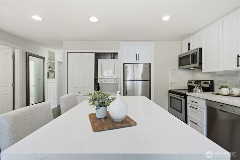 Property photo for 3209 63rd Avenue SW, Seattle photo 8
