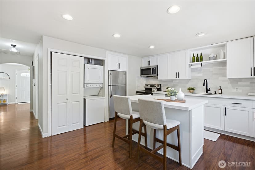 Property photo for 3209 63rd Avenue SW, Seattle photo 4