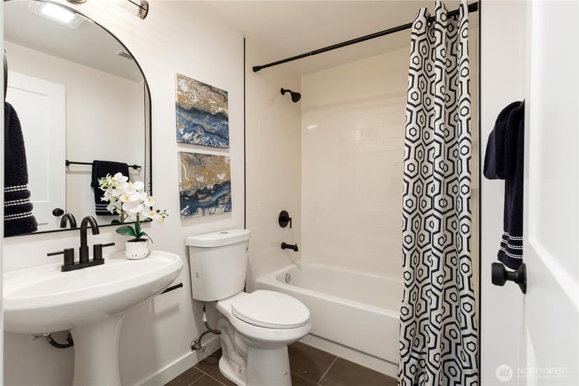 Property photo for 5134 S Wallace Street, Seattle photo 28