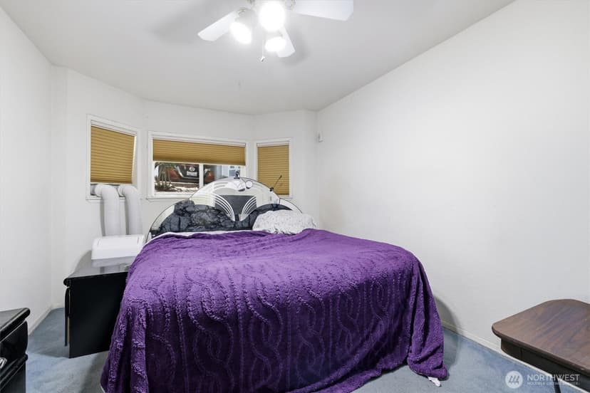 Property photo for 4200 Factoria Boulevard SE #B-2, Bellevue photo 9