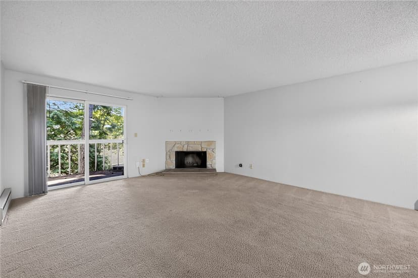 Property photo for 14527 NE 40th Street #G202, Bellevue photo 12