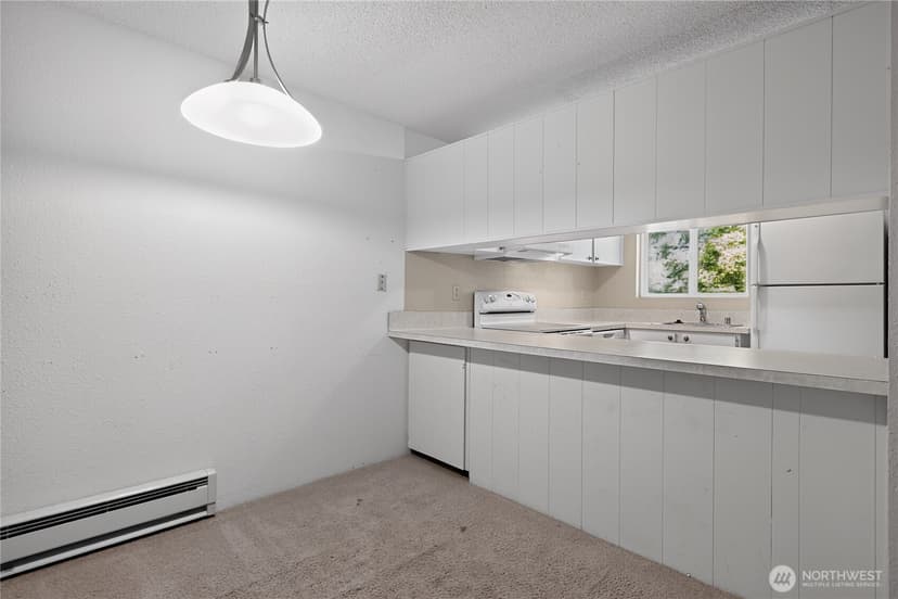 Property photo for 14527 NE 40th Street #G202, Bellevue photo 21