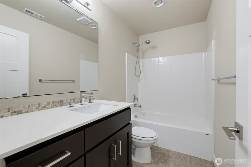 Property photo for 1312 170th Place SW #B, Lynnwood photo 15