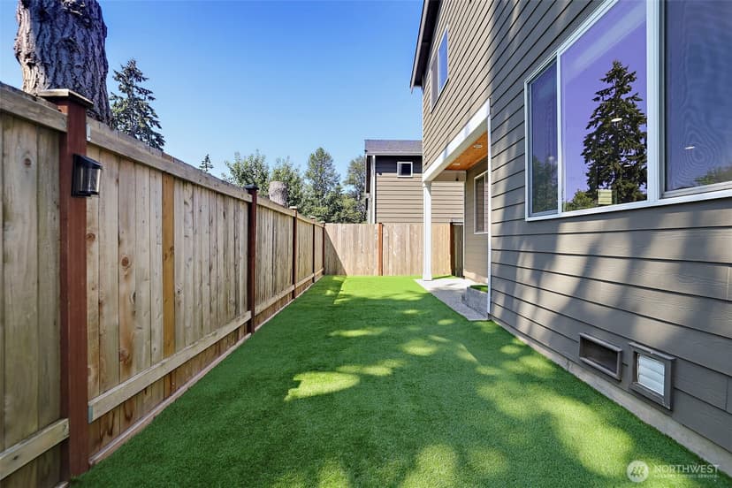 Property photo for 1312 170th Place SW #B, Lynnwood photo 20