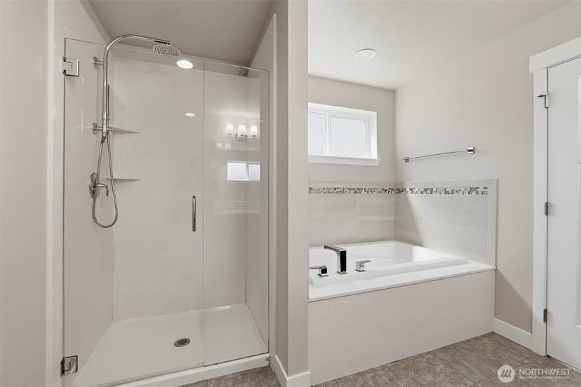 Property photo for 1312 170th Place SW #B, Lynnwood photo 11