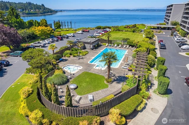 Property photo for 6533 Seaview Avenue NW #101A, Seattle photo 3